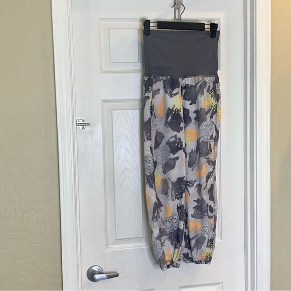 Lululemon Om Pant Mini Art Pop White Multi / Slate Size 2 - Picture 10 of 11